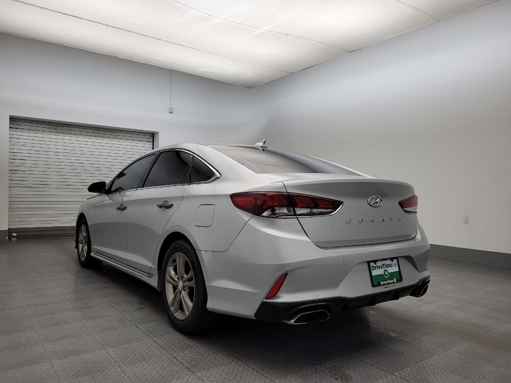 2018 Hyundai Sonata in Glendale, AZ 85301 - 18130466 5
