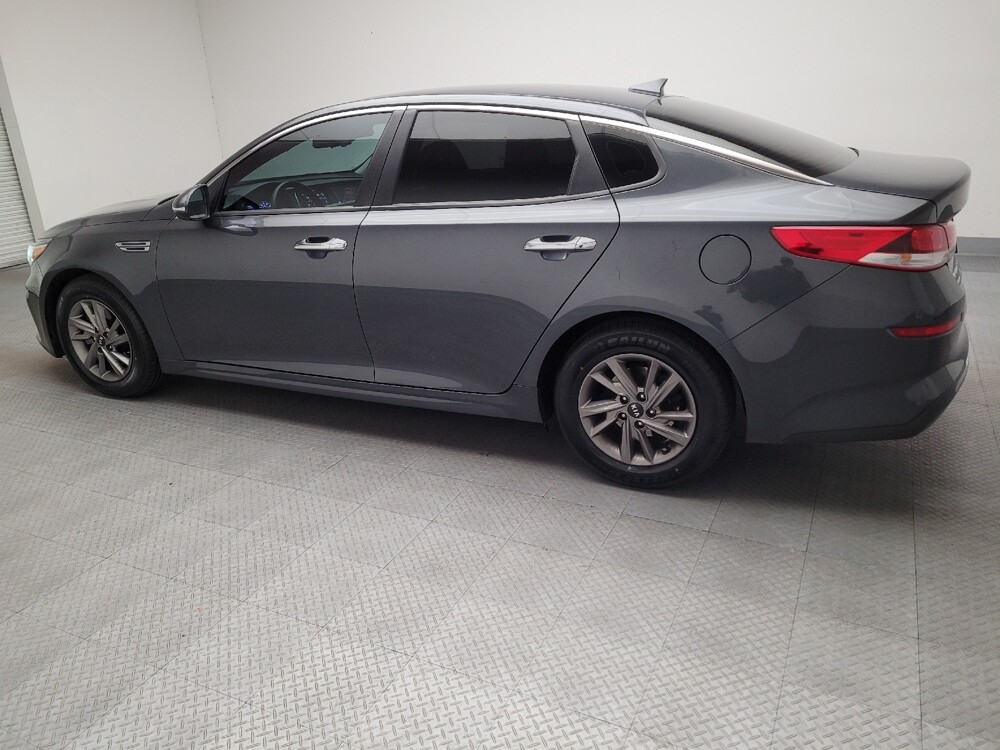 2020 Kia Optima in Riverside, CA 92504 - 18130480 3