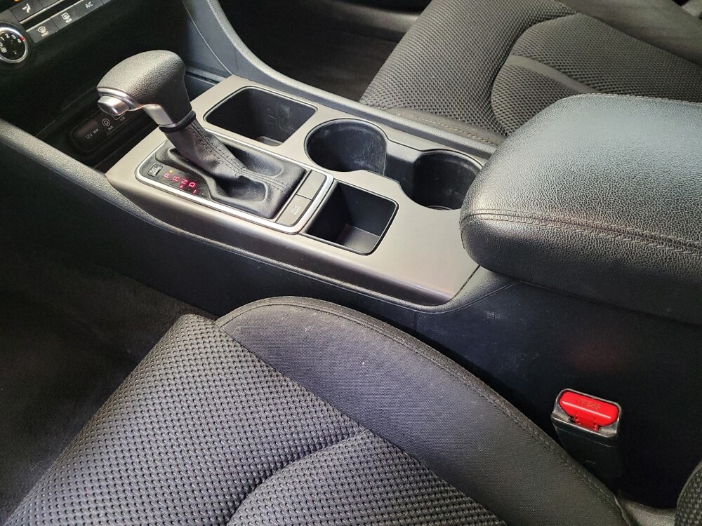 2020 Kia Optima in Riverside, CA 92504 - 18130480 26