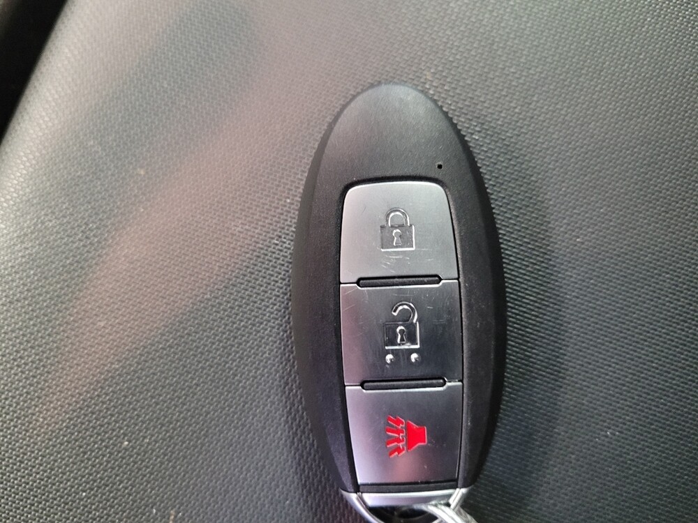 2020 Nissan Titan in Sacramento, CA 95821 - 18130481 32