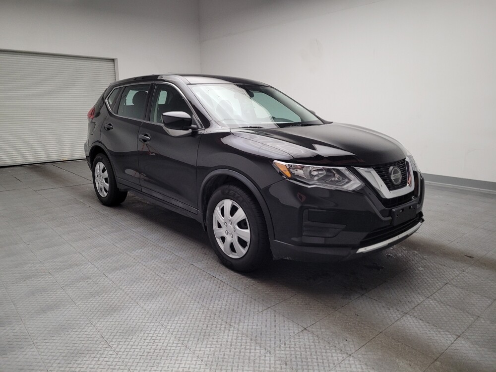 2020 Nissan Rogue in Downey, CA 90241 - 18130485 13