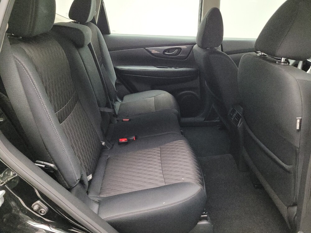 2020 Nissan Rogue in Downey, CA 90241 - 18130485 19