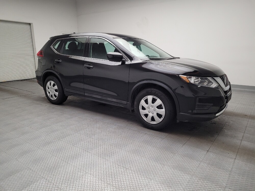 2020 Nissan Rogue in Downey, CA 90241 - 18130485 11