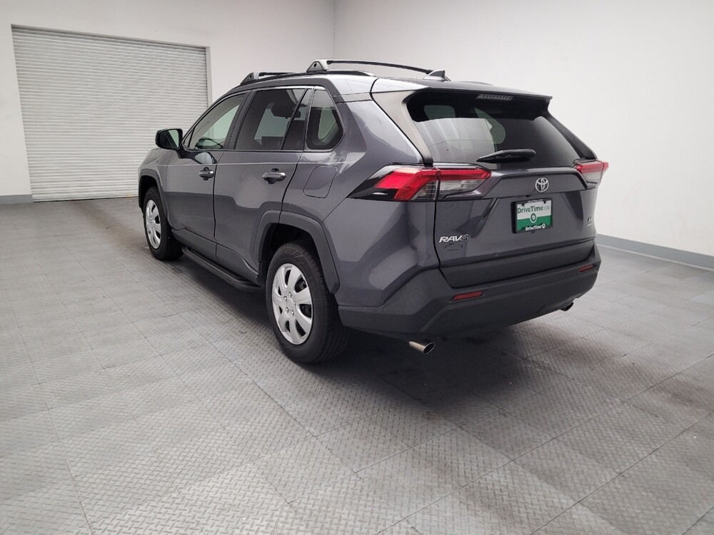 2019 Toyota RAV4 in Riverside, CA 92504 - 18130491 5