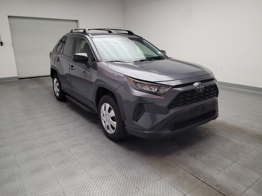 2019 Toyota RAV4 in Riverside, CA 92504 - 18130491 13