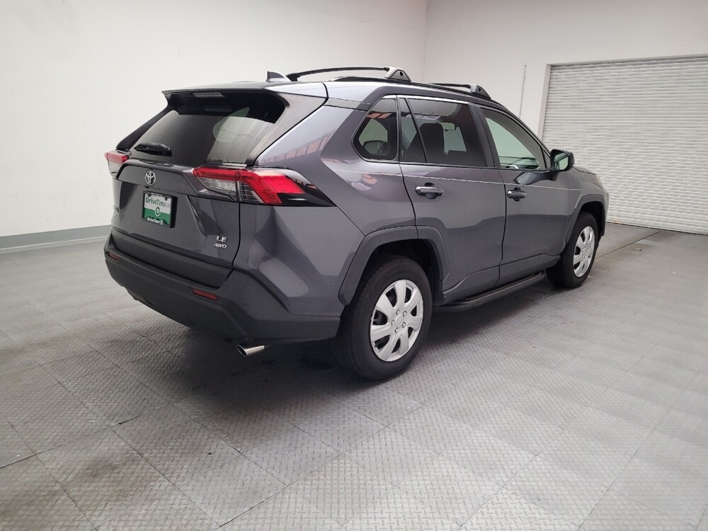 2019 Toyota RAV4 in Riverside, CA 92504 - 18130491 9