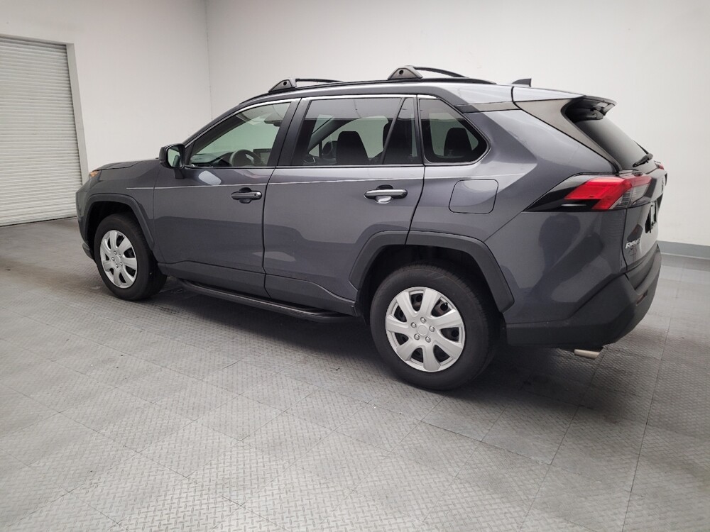2019 Toyota RAV4 in Riverside, CA 92504 - 18130491 3