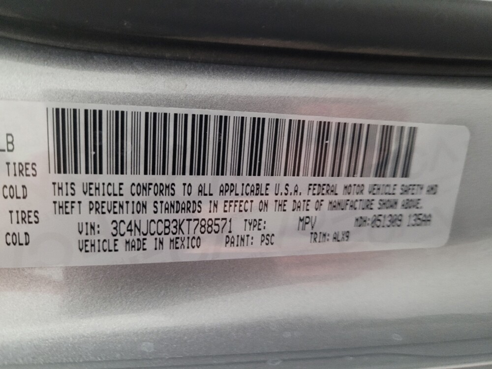 2019 Jeep Compass in Sacramento, CA 95821 - 18130495 33