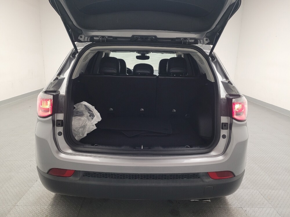 2019 Jeep Compass in Sacramento, CA 95821 - 18130495 29