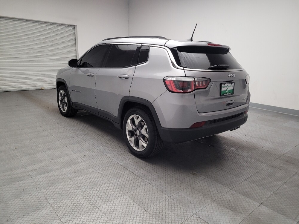 2019 Jeep Compass in Sacramento, CA 95821 - 18130495 5