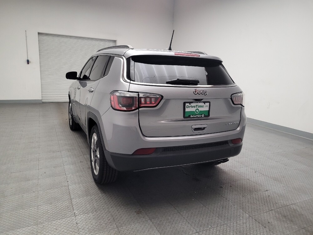 2019 Jeep Compass in Sacramento, CA 95821 - 18130495 6