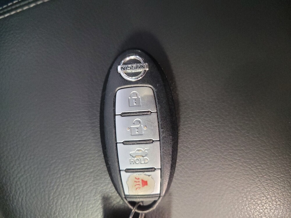 2017 Nissan Altima in Riverside, CA 92504 - 18130497 32