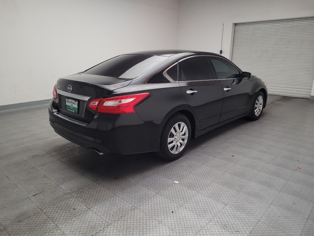2017 Nissan Altima in Riverside, CA 92504 - 18130497 9