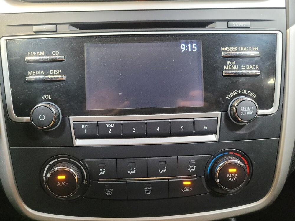 2017 Nissan Altima in Riverside, CA 92504 - 18130497 25