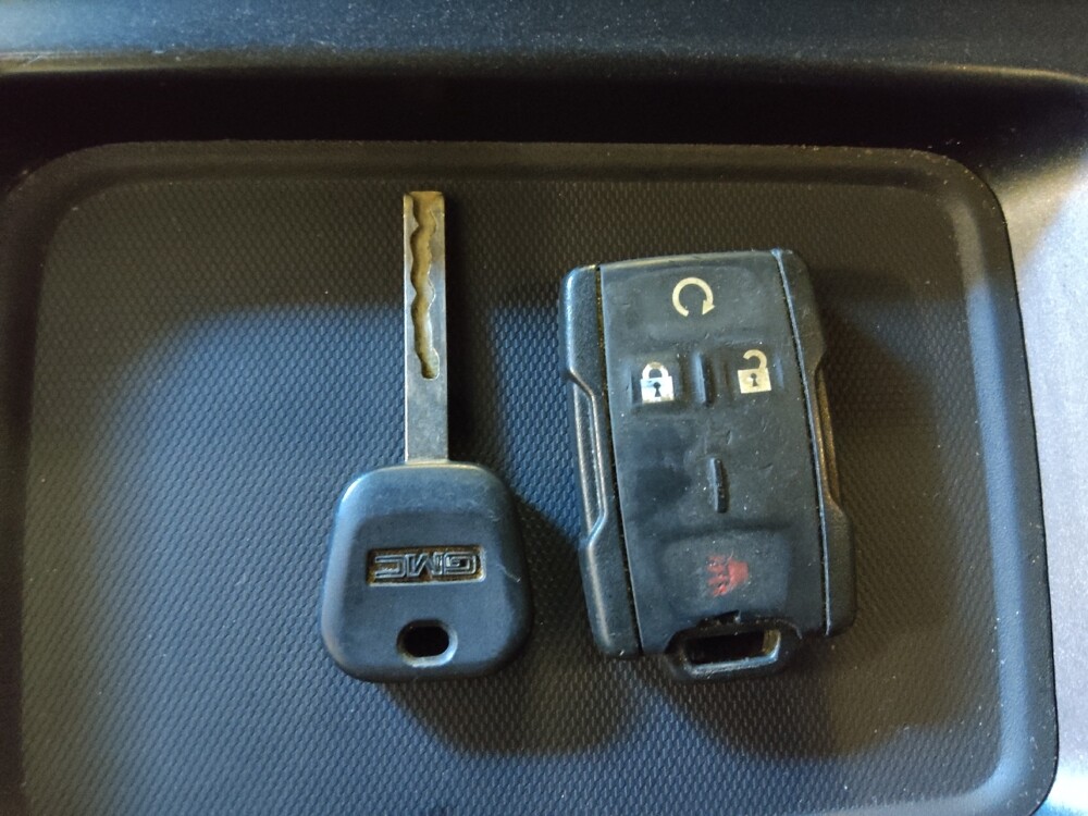 2015 GMC Sierra 1500 in Jackson, MS 39211 - 18130507 32