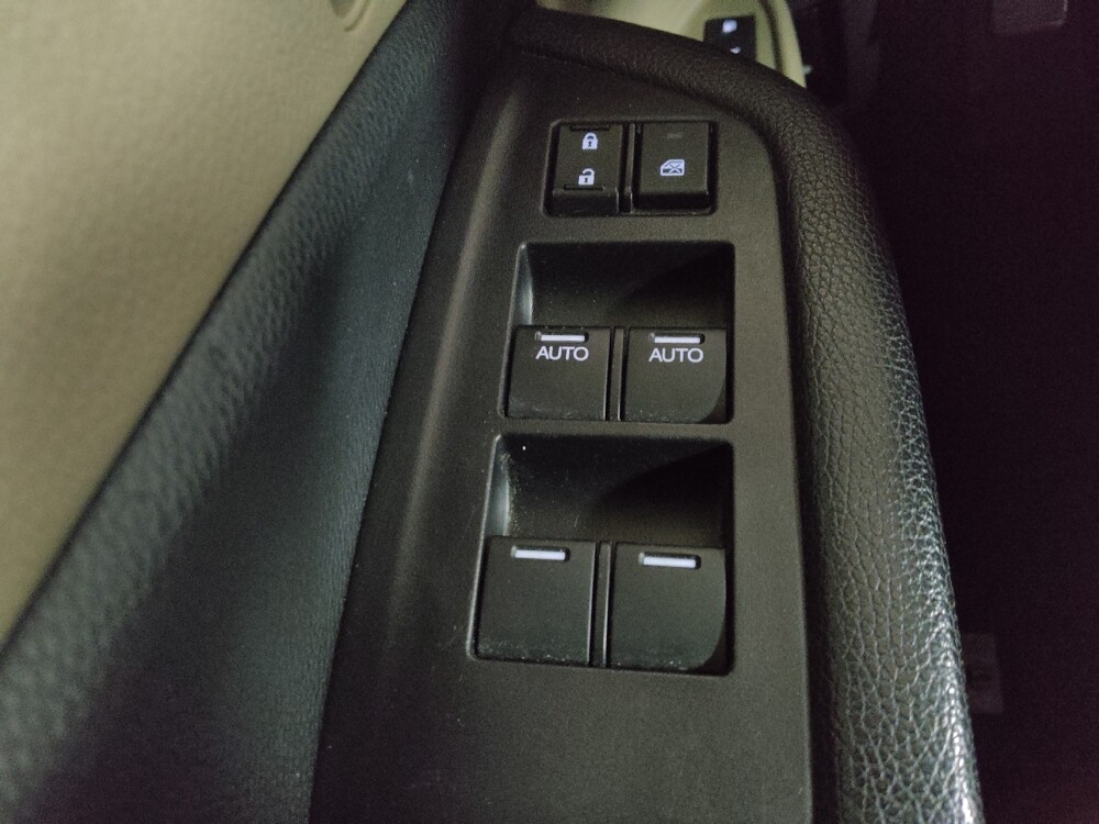 2018 Honda Pilot in Conyers, GA 30094 - 18130508 27