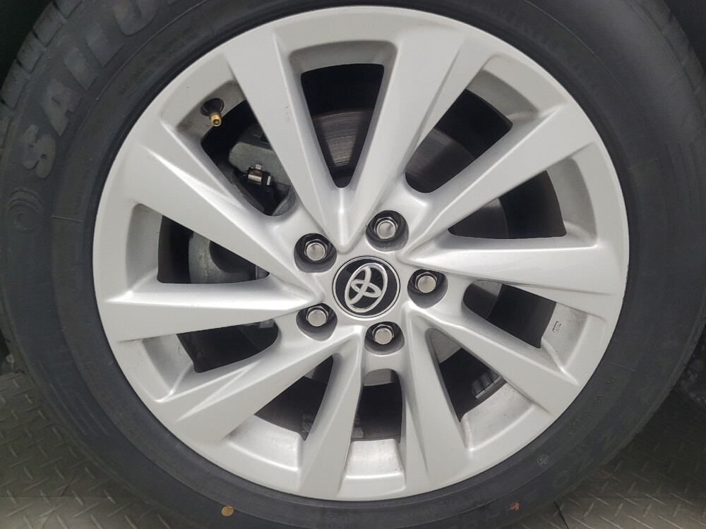 2024 Toyota Camry in Duluth, GA 30096 - 18130513 31