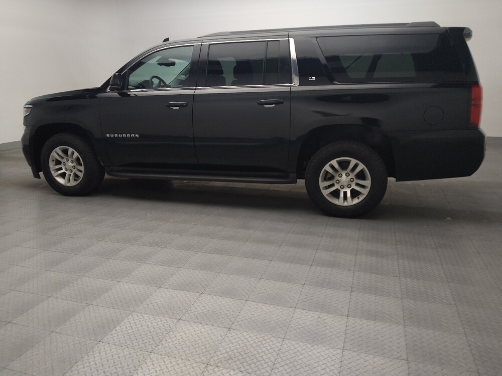 2016 Chevrolet Suburban in Fort Worth, TX 76116 - 18130530 3