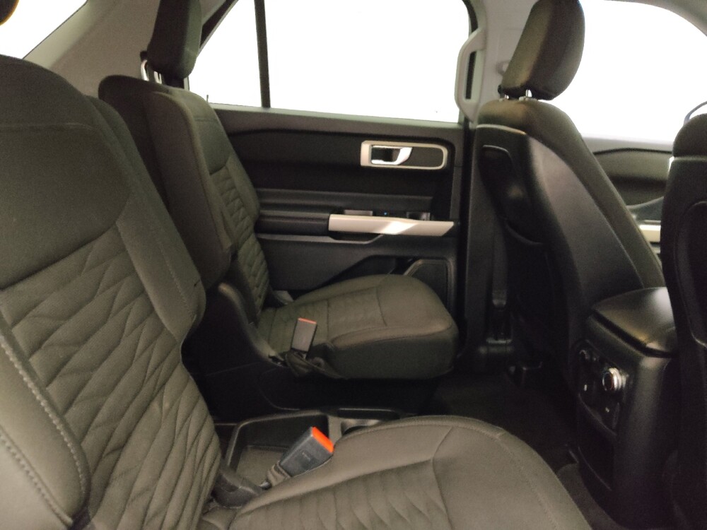 2020 Ford Explorer in Arlington, TX 76011 - 18130532 19