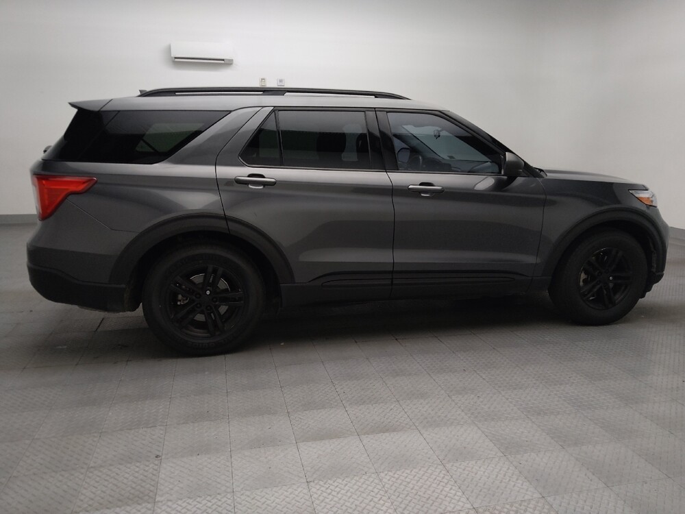 2020 Ford Explorer in Arlington, TX 76011 - 18130532 10