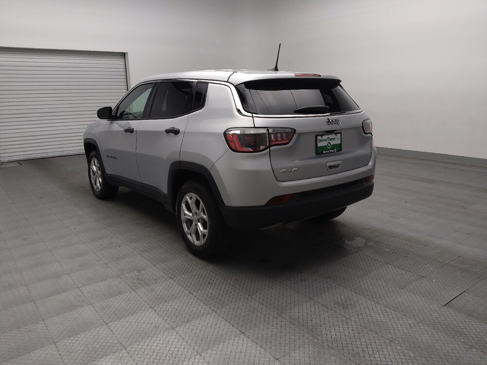 2024 Jeep Compass in Arlington, TX 76011 - 18130533 5