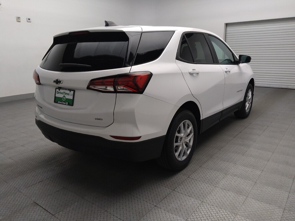 2024 Chevrolet Equinox in Arlington, TX 76011 - 18130537 9
