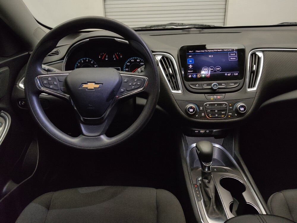 2021 Chevrolet Malibu in Arlington, TX 76011 - 18130541 22