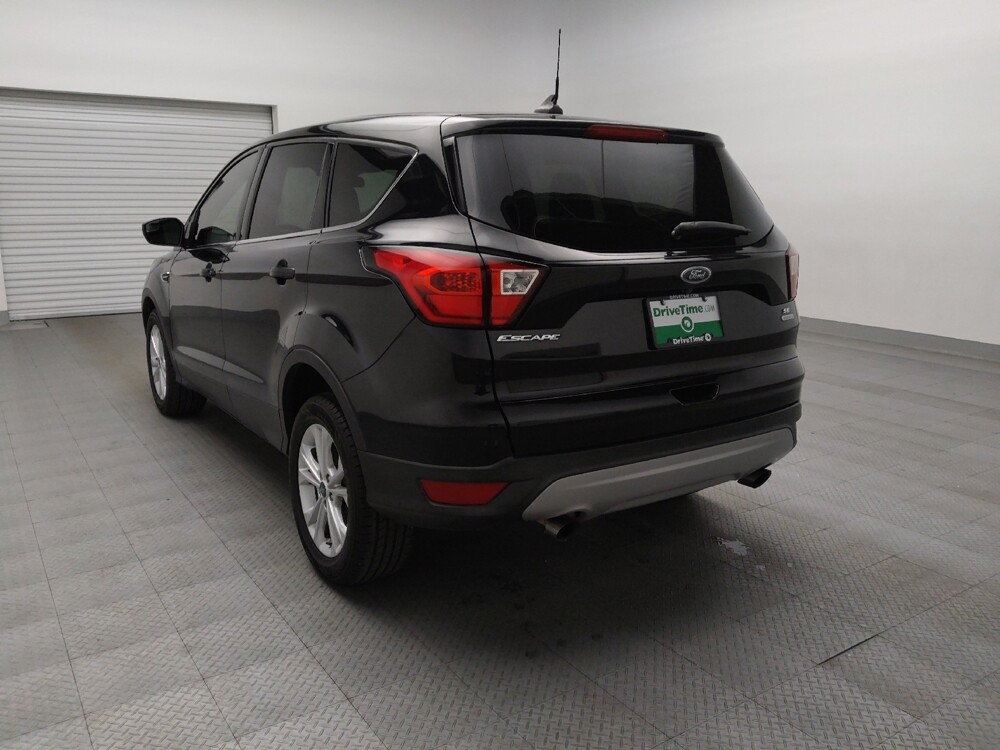 2019 Ford Escape in Arlington, TX 76011 - 18130542 5