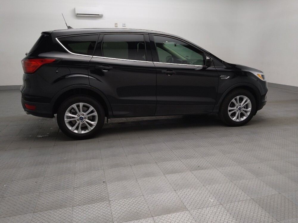 2019 Ford Escape in Arlington, TX 76011 - 18130542 10