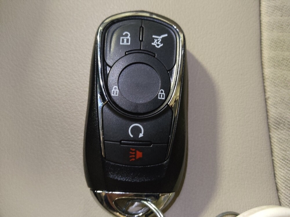 2020 Buick Envision in Lubbock, TX 79424 - 18130547 32