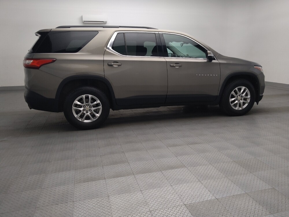 2019 Chevrolet Traverse in San Antonio, TX 78238 - 18130550 10