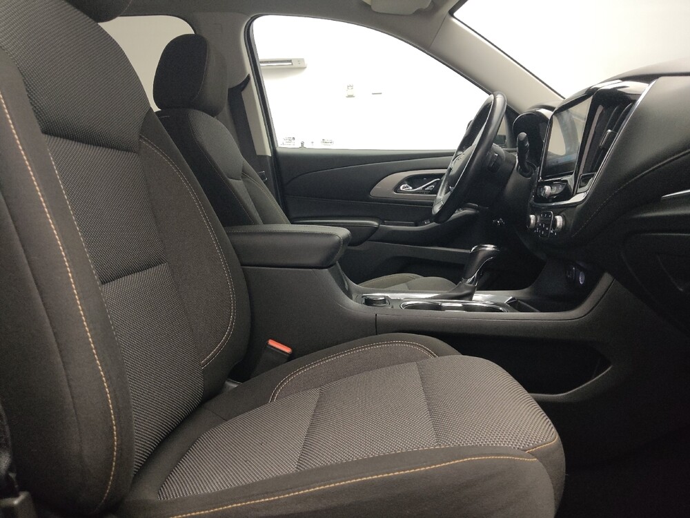 2019 Chevrolet Traverse in San Antonio, TX 78238 - 18130550 21