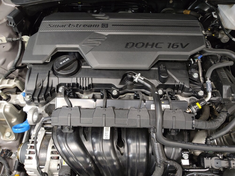 2025 Hyundai Elantra in Arlington, TX 76011 - 18130551 30