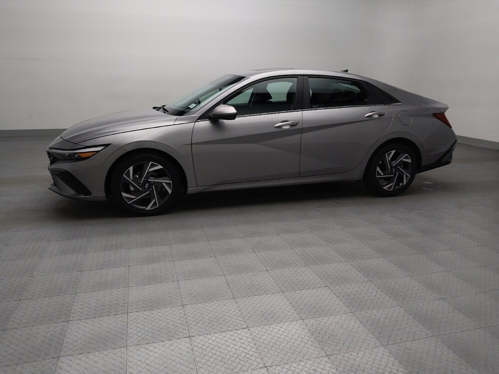 2025 Hyundai Elantra in Arlington, TX 76011 - 18130551 2