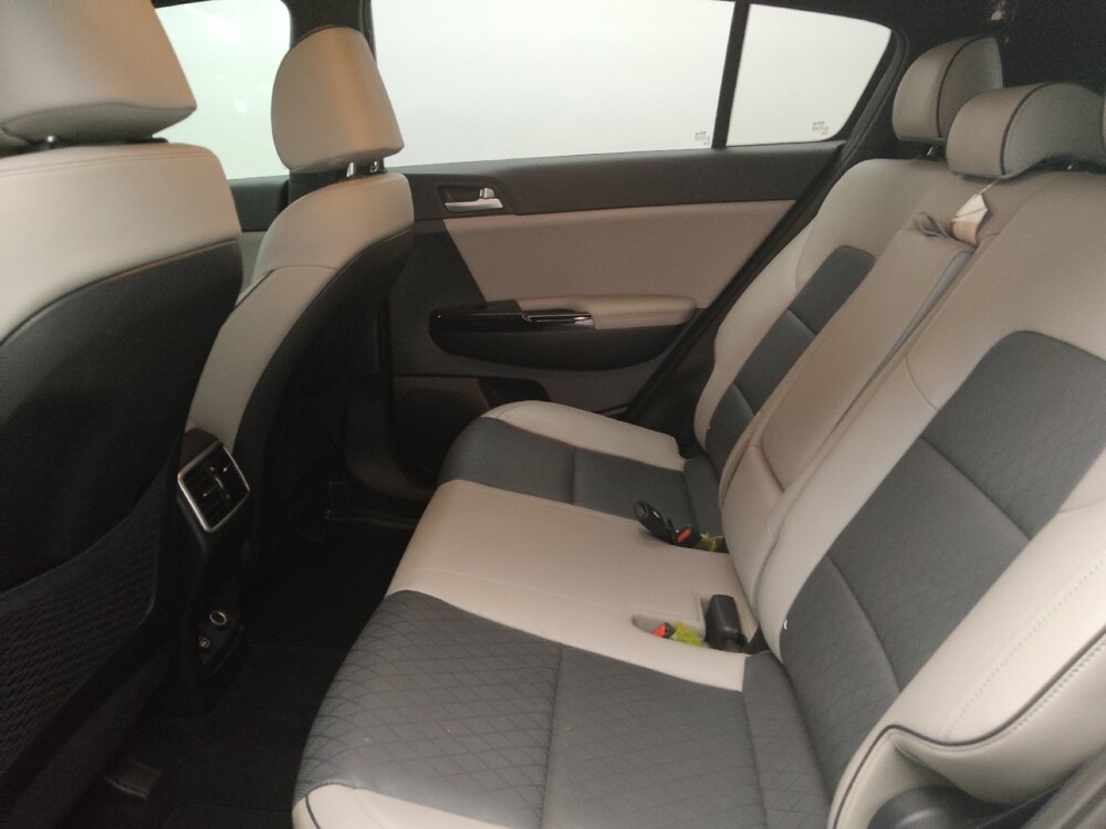 2019 Kia Sportage in Lubbock, TX 79424 - 18130552 18