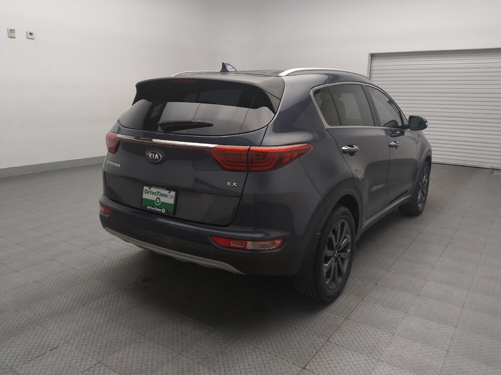 2019 Kia Sportage in Lubbock, TX 79424 - 18130552 9