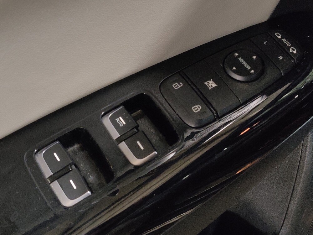 2019 Kia Sportage in Lubbock, TX 79424 - 18130552 27