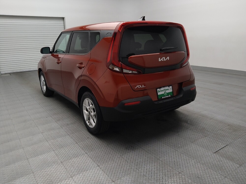 2022 Kia Soul in Lubbock, TX 79424 - 18130554 5