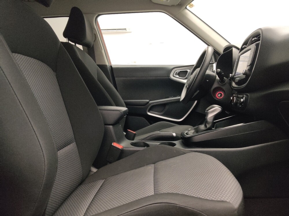 2022 Kia Soul in Lubbock, TX 79424 - 18130554 21