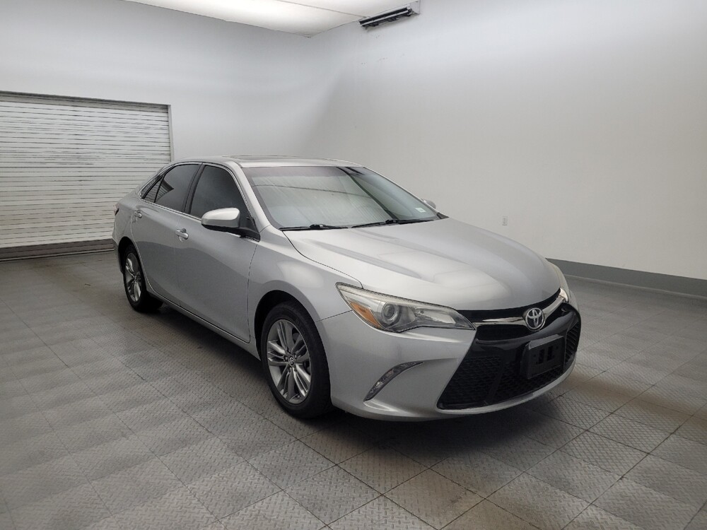 2017 Toyota Camry in Glendale, AZ 85301 - 18130556 13
