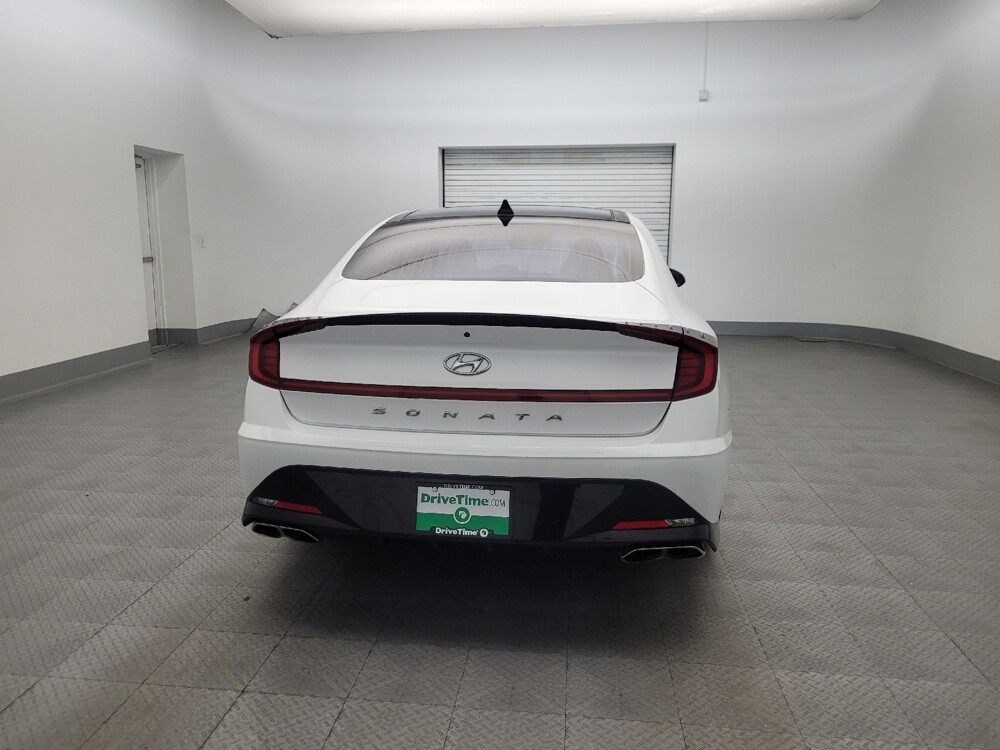 2021 Hyundai Sonata in Glendale, AZ 85301 - 18130557 7