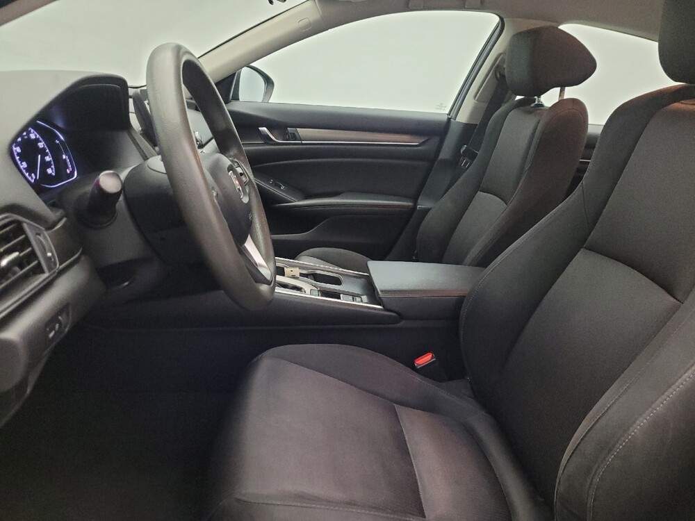 2019 Honda Accord in Glendale, AZ 85301 - 18130558 17