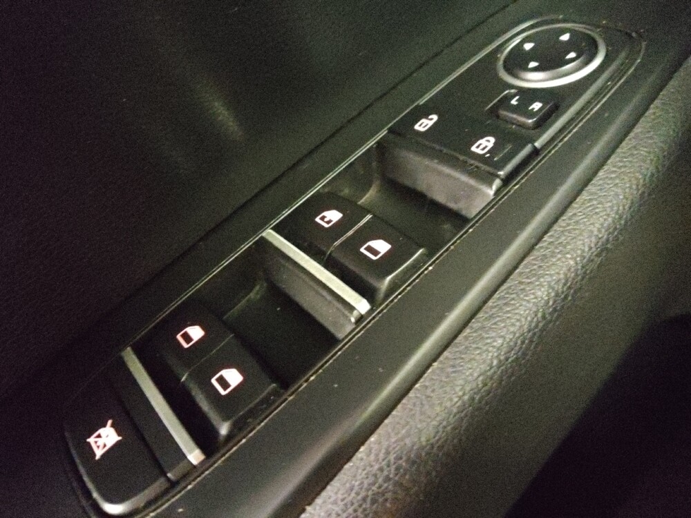 2023 Kia Forte in Glendale, AZ 85301 - 18130559 27