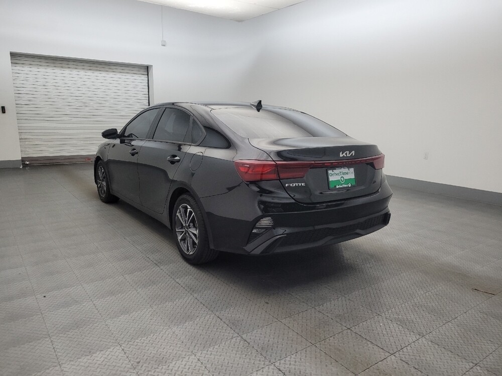 2023 Kia Forte in Glendale, AZ 85301 - 18130559 5