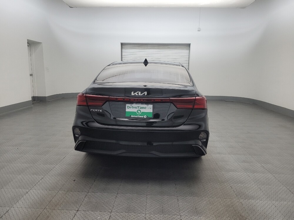 2023 Kia Forte in Glendale, AZ 85301 - 18130559 7