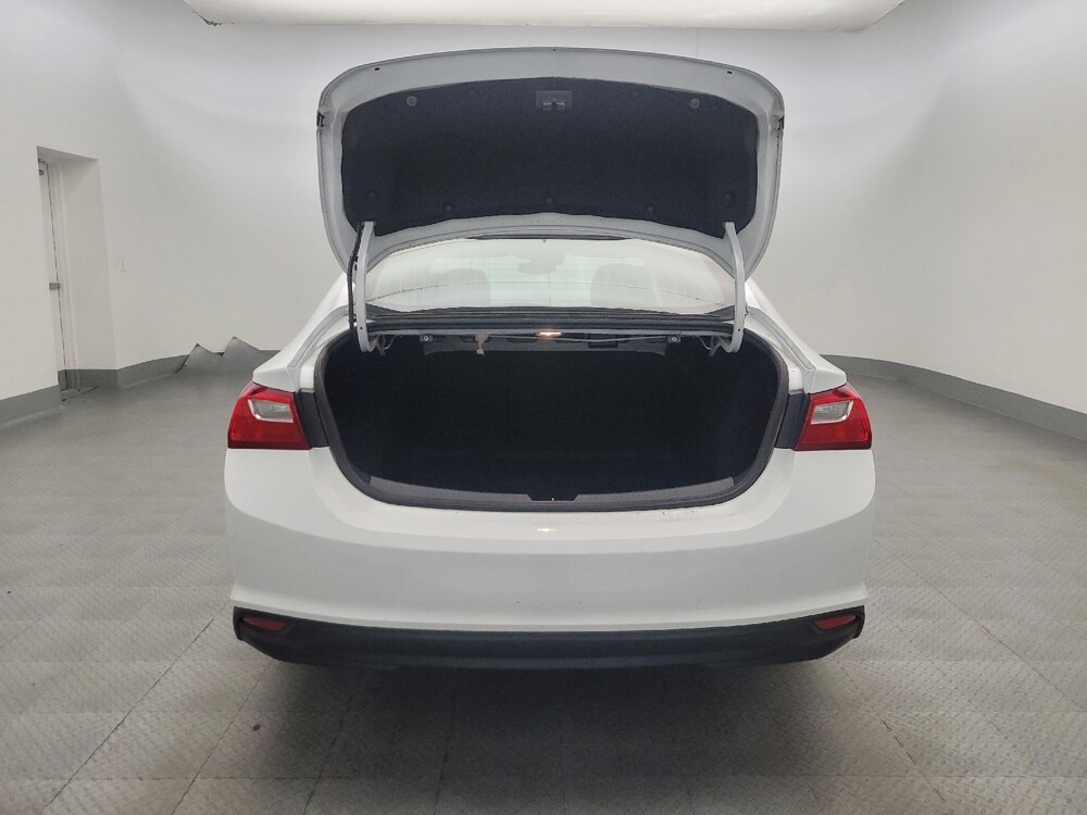 2023 Chevrolet Malibu in Phoenix, AZ 85022 - 18130560 29