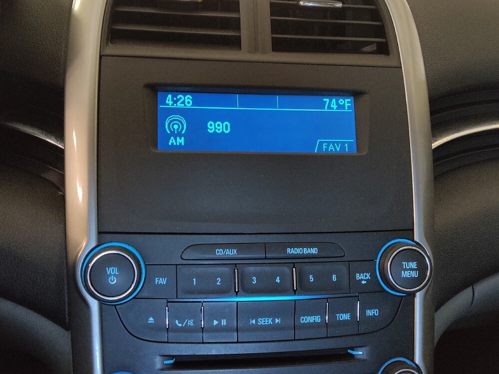 2015 Chevrolet Malibu in Fort Myers, FL 33907 - 18130564 25