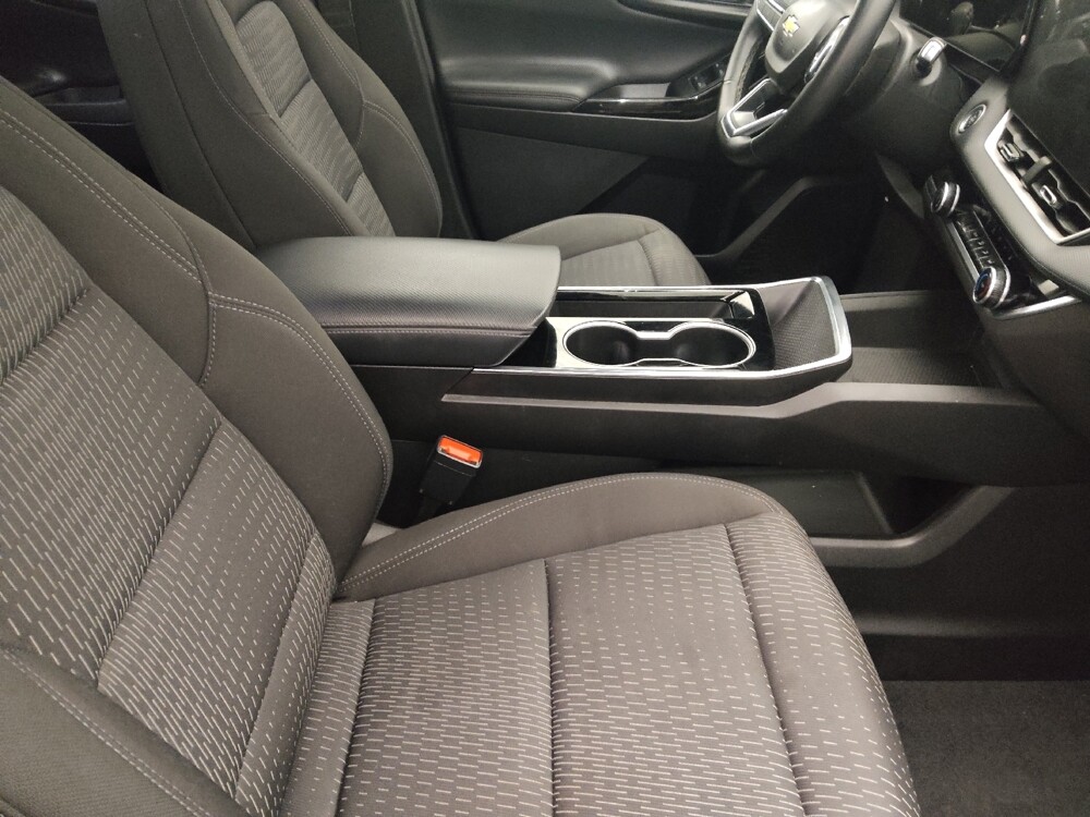 2025 Chevrolet Equinox in Knoxville, TN 37923 - 18130567 21