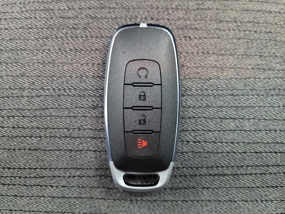 2023 Nissan Rogue in Las Vegas, NV 89104 - 18130573 32