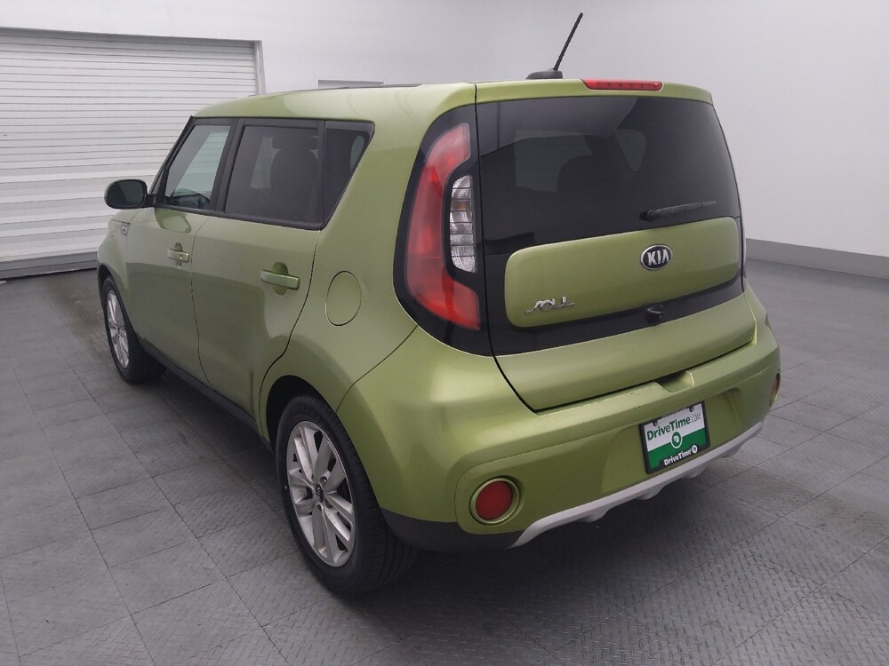 2017 Kia Soul in Salem, VA 24153 - 18130579 5